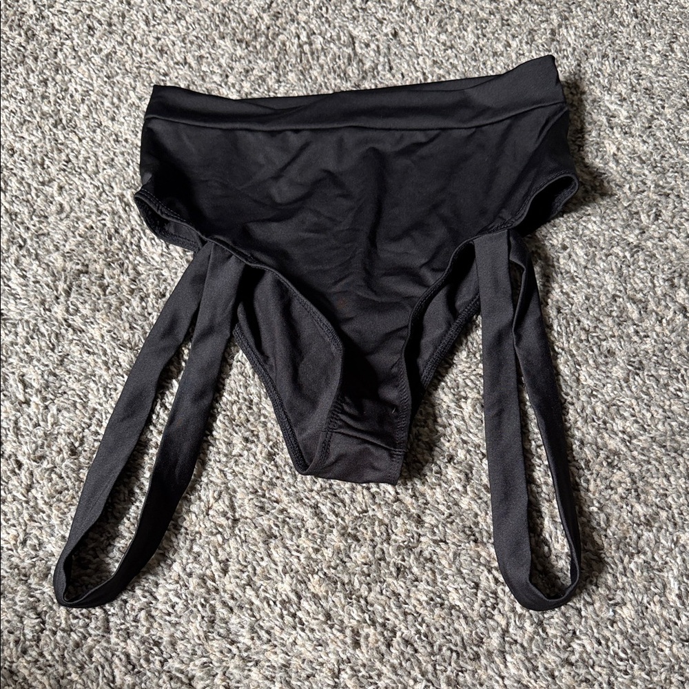Black High-Waisted rave Bottom
